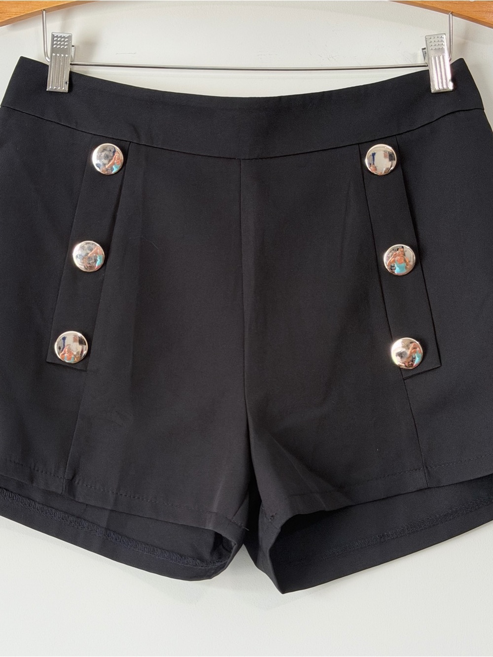 High-Rise Black Sailor-Style Shorts With Gold Button Details - Picture 3 of 6
